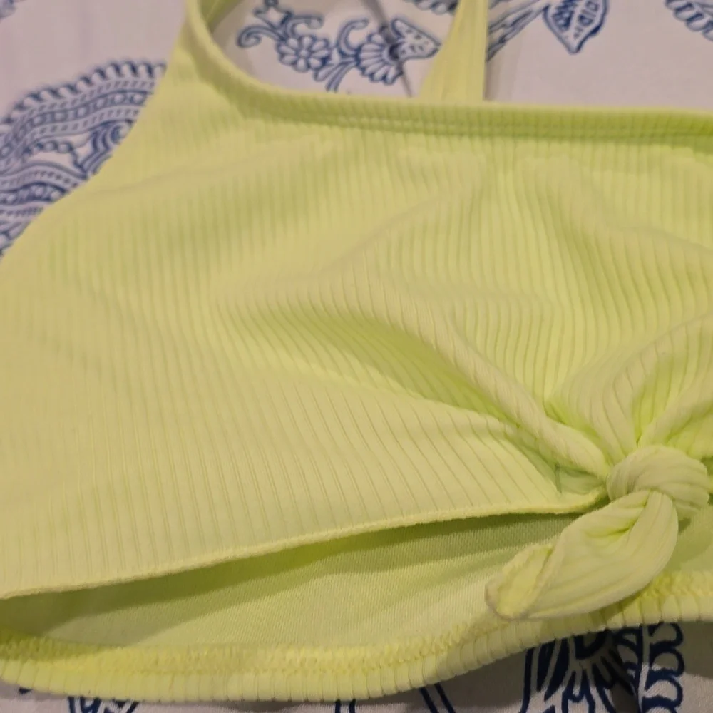 ❤️10/$10 New girls bikini top